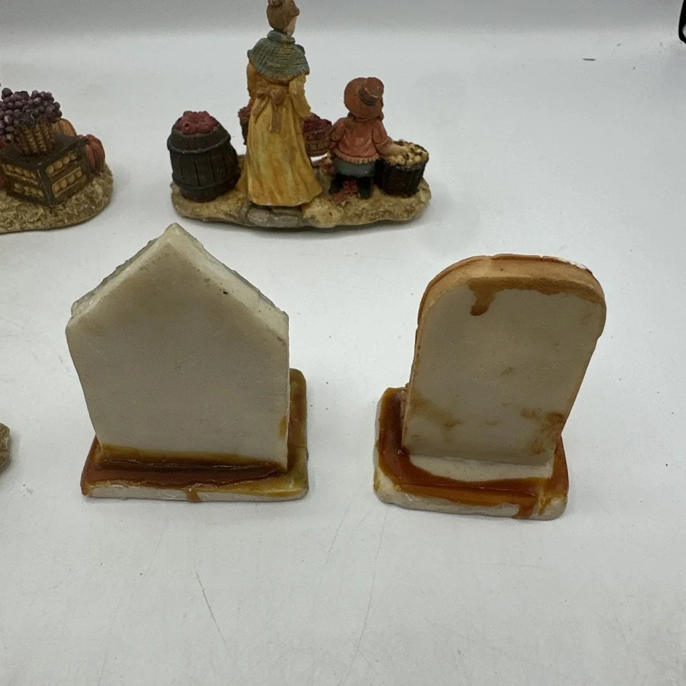 Thanksgiving Figurines Resin Hand Painted Country Style 7 Piece Set